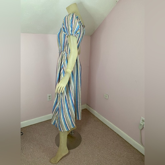 Scoop Off The Shoulder Linen Blend Dress - Picture 5 of 14